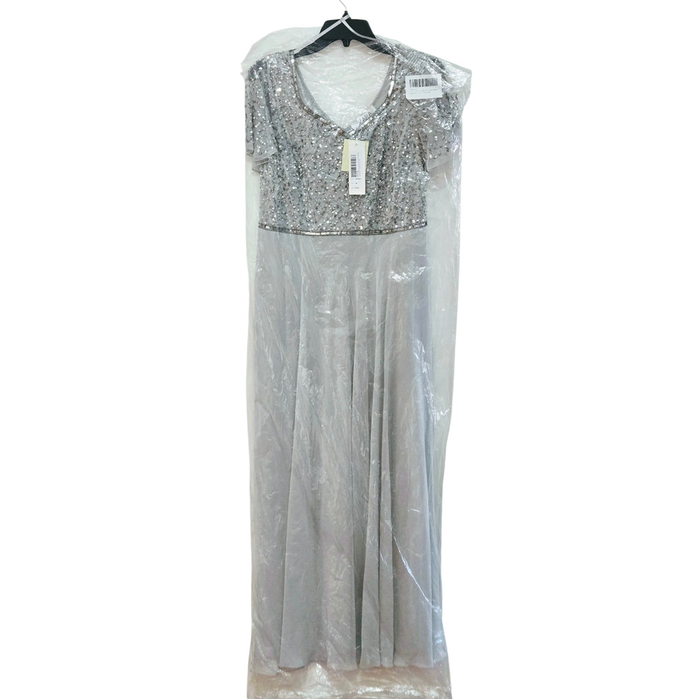 J Kara womens Petite Long Beaded Dress‎ with V-Neck Special Occasion Dress 10P - Picture 3 of 7